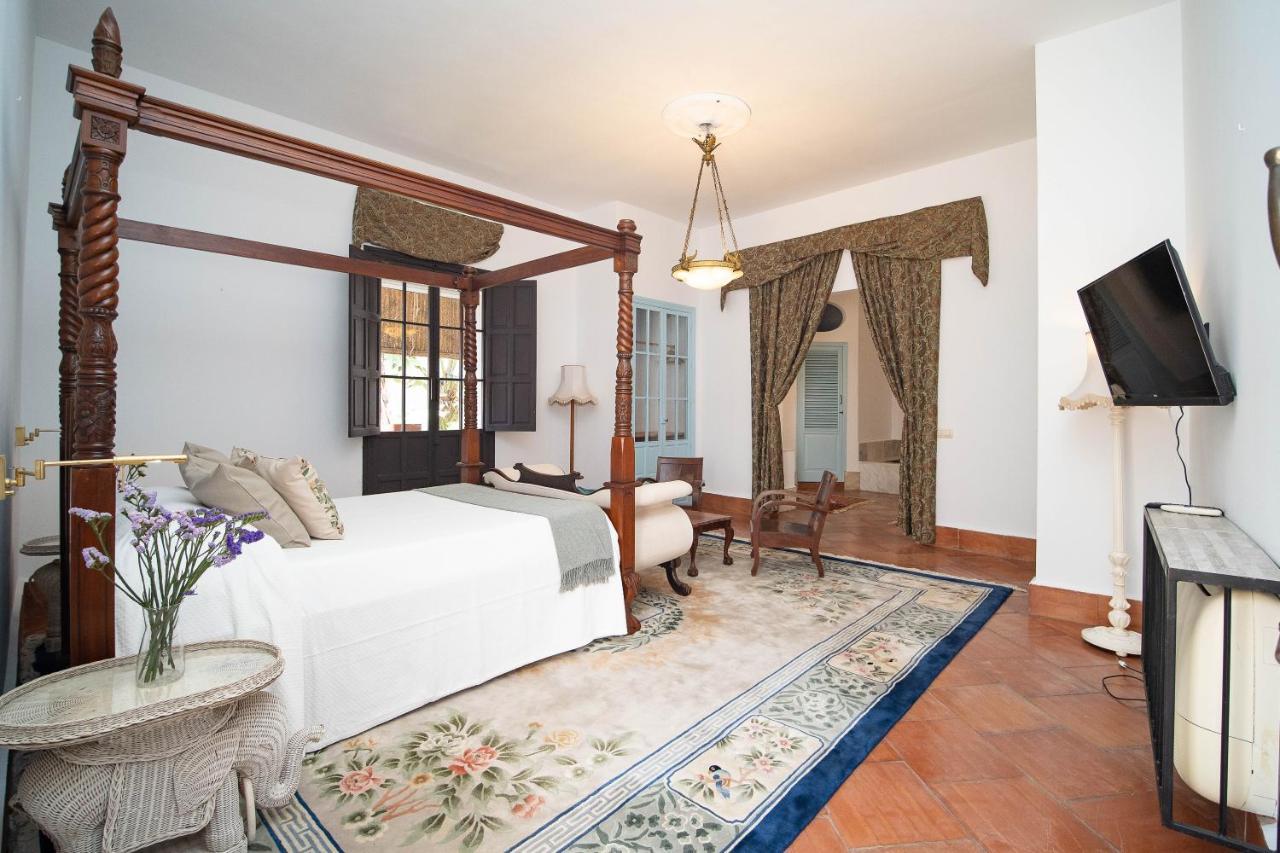 La Casa 1832 Boutique Bed and Breakfast Sanlúcar de Barrameda Buitenkant foto